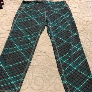Athleta capris